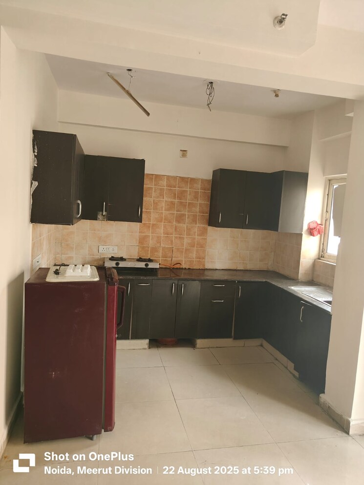 Kitchen, gardenia-golf-city 3.5 Bedroom 1550 Sq.Ft. Apartment In Sector 75 Noida 9097008