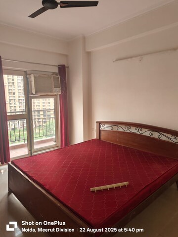 Bedroom in 3.5 BHK Apartment at Gardenia Golf City, Sector 75 – for Rent