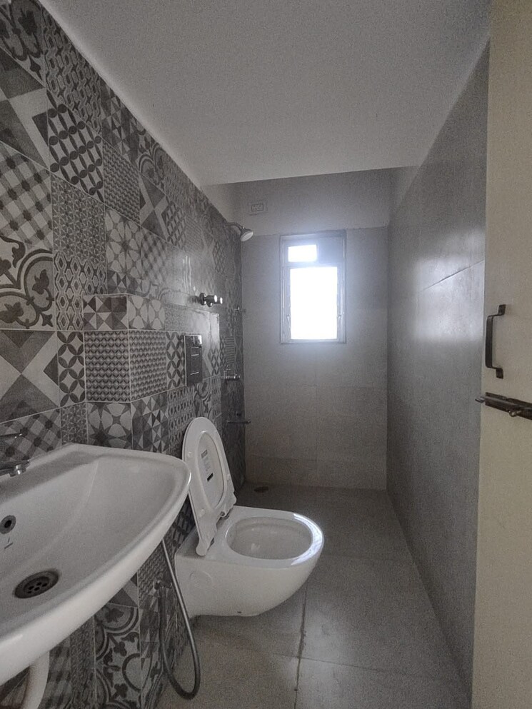 Bathroom, agarwal-and-doshi-complex 2 Bedroom 1010 Sq.Ft. Apartment In Vasai West Palghar 9097009