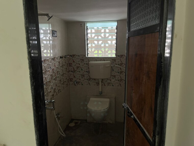 Bathroom, sunteck-beach-residences 2 Bedroom 740 Sq.Ft. Apartment In Vasai West Palghar 9097014