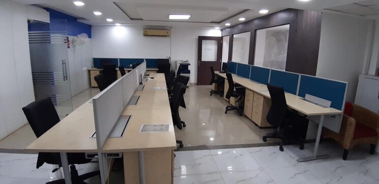 Team Area, vibhuti khand Commercial Office Space 1850 Sq.Ft. In Vibhuti Khand Lucknow 9097015