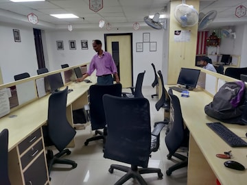 Team Area in  Office Space at Hazratganj – for Rent