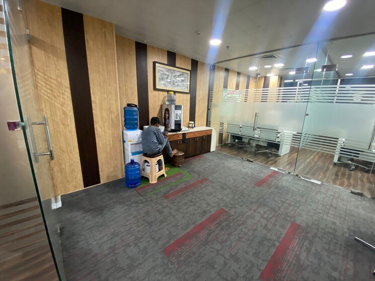 Living Room, vibhuti khand Commercial Office Space 2200 Sq.Ft. In Vibhuti Khand Lucknow 9097025