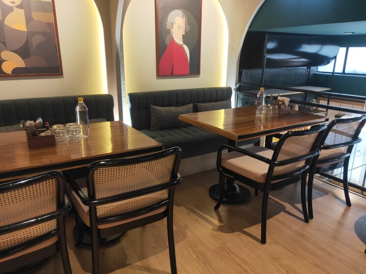 Gym, rabindra palli Commercial Showroom 3000 Sq.Ft. In Rabindra Palli Lucknow 9097033