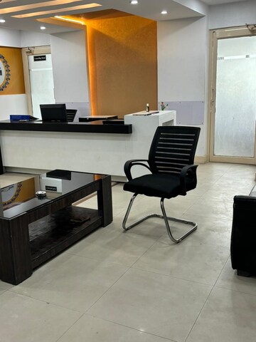 Team Area in  Office Space in IT/SEZ at Hazratganj – for Rent