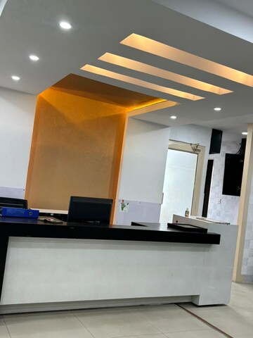 Furnished Amenities in  Office Space in IT/SEZ at Hazratganj – for Rent