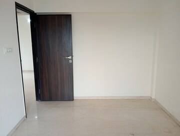 Room in 3 BHK Apartment at Atul Blue Fortune, Andheri East – for Rent
