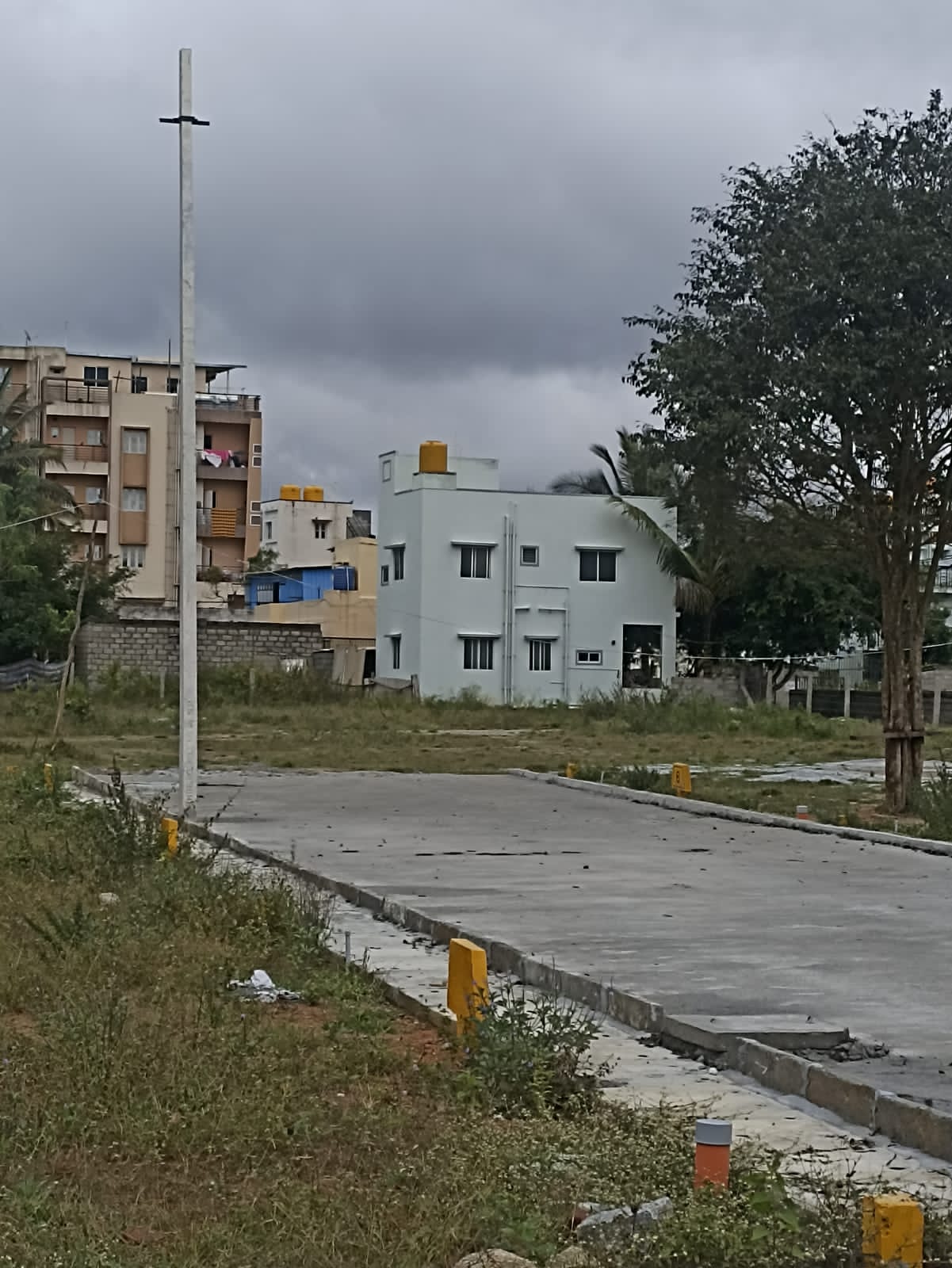 Plot For Sale in Sai Prashanthi