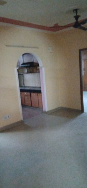 Furnished Amenities in 2 BHK Apartment at Designers Park Apartment, Sector 62 – for Rent