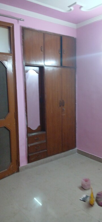 Furnished Amenities in 2 BHK Apartment at Designers Park Apartment, Sector 62 – for Rent