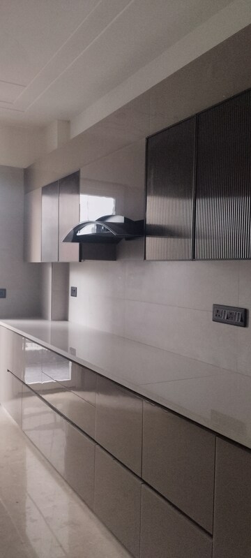 Kitchen in 3 BHK Builder Floor at SS Southend Floors, South City 2 – for Rent
