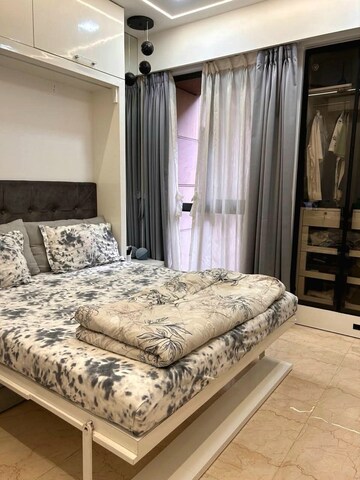Bedroom in 3 BHK Apartment at Lodha Sterling, Kolshet Road – for Rent