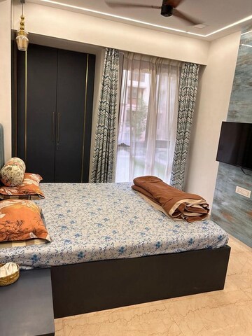 Bedroom in 3 BHK Apartment at Lodha Sterling, Kolshet Road – for Rent