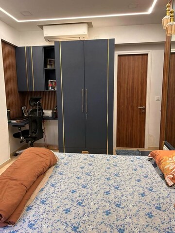 Bedroom in 3 BHK Apartment at Lodha Sterling, Kolshet Road – for Rent