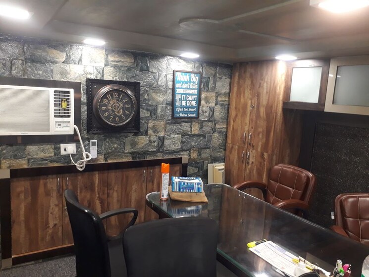 Living Room, mantri-corner Commercial Office Space 225 Sq.Ft. In Prabhadevi Mumbai 9097111