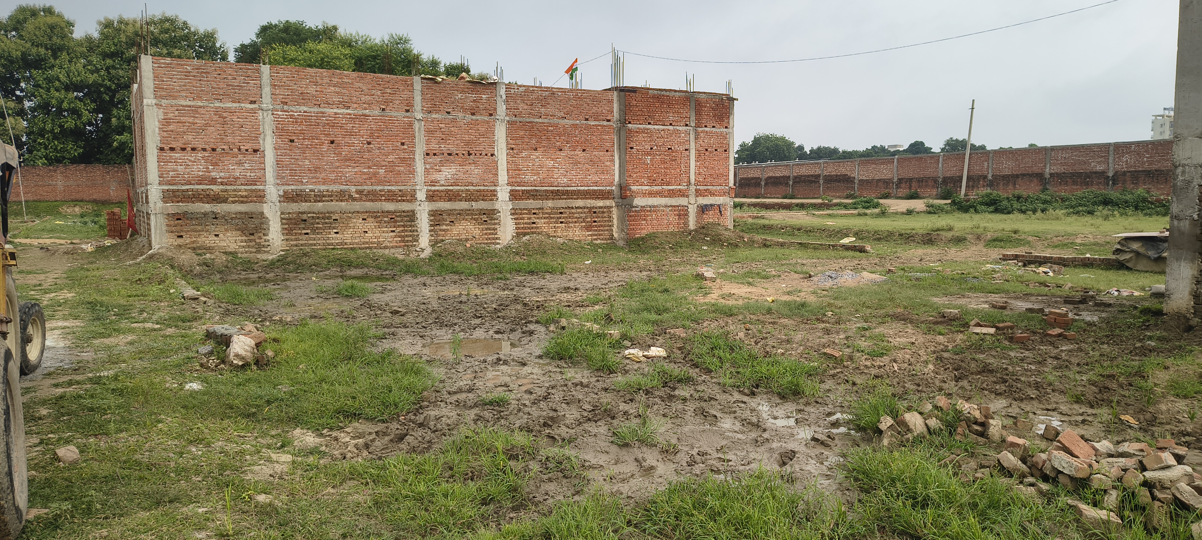 Plot For Sale in Deram Vally 