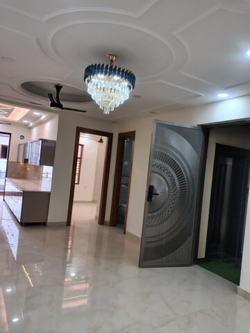 Living Room in 3 BHK Builder Floor at Fidato Honour Homes, Sector 89 – for Sale