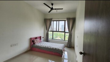 Bedroom in 2 BHK Apartment at Kalpataru Paramount, Kapur Bawdi – for Rent