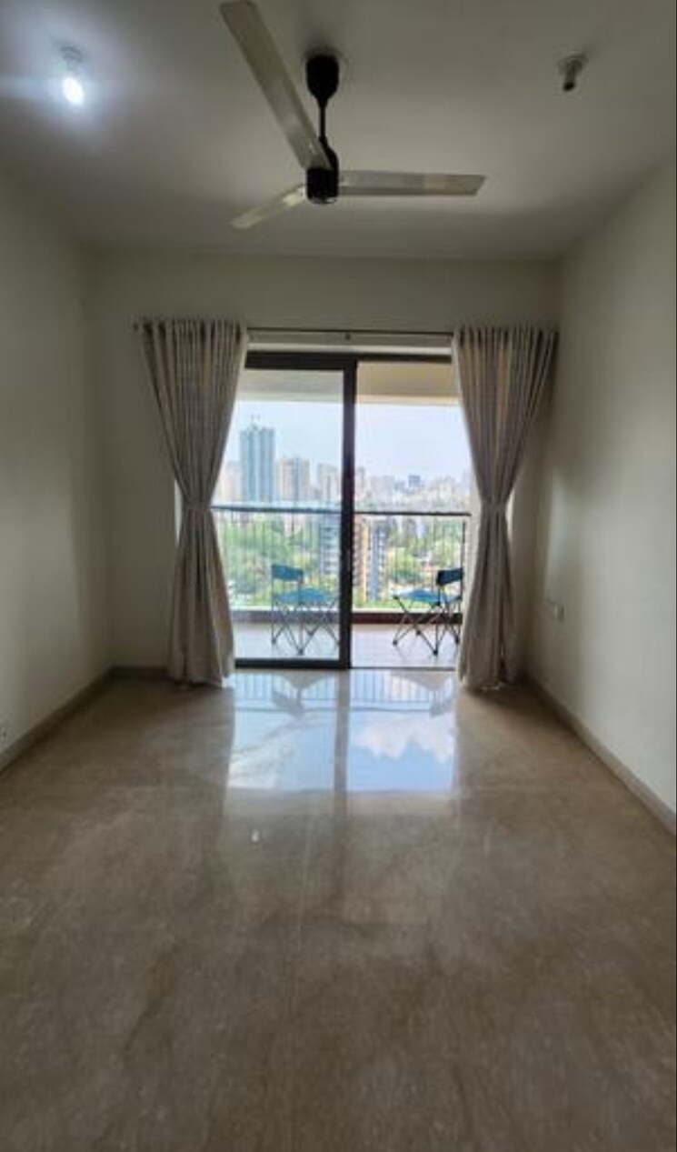 Living Room, kalpataru-paramount 2 Bedroom 950 Sq.Ft. Apartment In Kapur Bawdi Thane 9097124