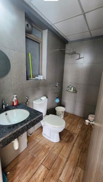 Bathroom in 2 BHK Apartment at Kalpataru Paramount, Kapur Bawdi – for Rent