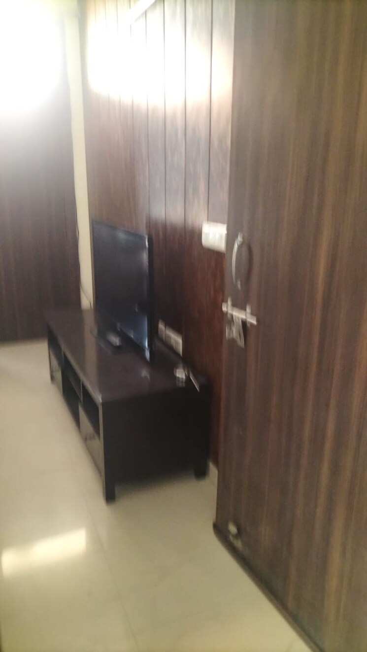 undefined, srs-royal-hills 2.5 Bedroom 1133 Sq.Ft. Apartment In Sector 87 Faridabad 9097135