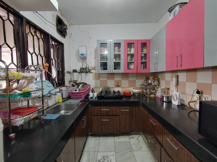 Kitchen, ss-southend-floors 2 Bedroom 950 Sq.Ft. Builder Floor In South City 2 Gurgaon 9097140