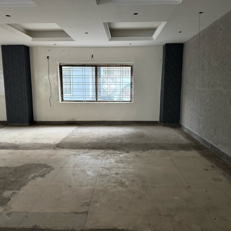 Room, banjara hills Commercial Shop 5000 Sq.Ft. In Banjara Hills Hyderabad 9097194