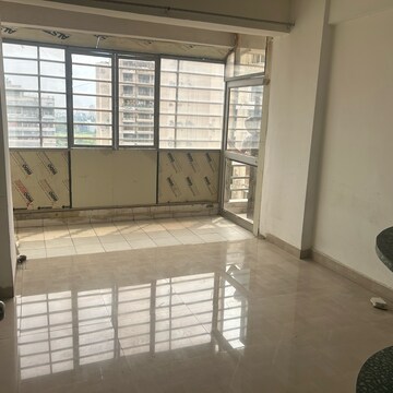 Room in 2 BHK Apartment at TDI City Kingsbury, Sector 61 – for Rent
