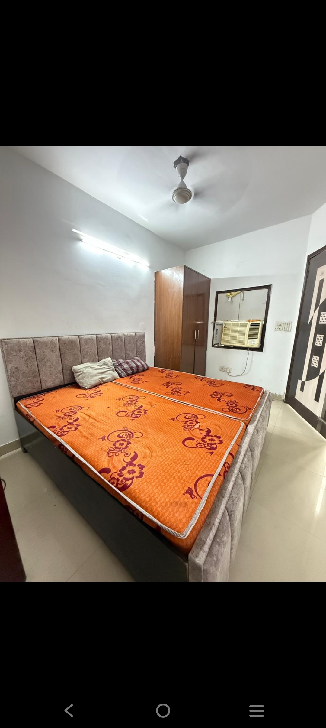 1 RkBuilder Floor For Rent in Saket