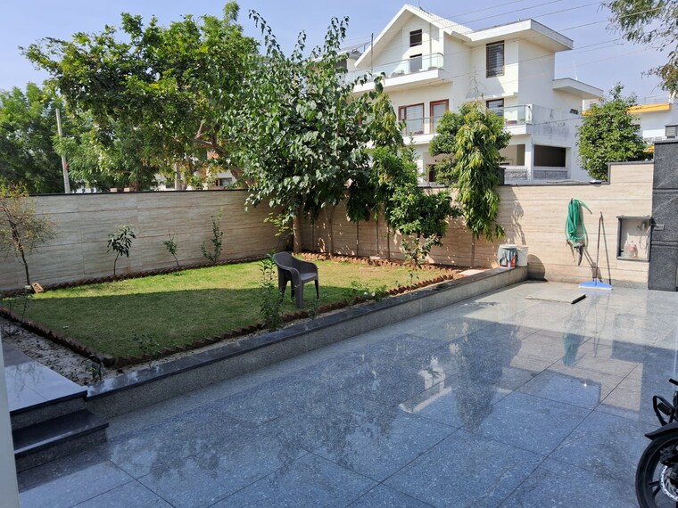 Exterior View, canara-apartments 5 Bedroom 500 Sq.Yd. Independent House In Sector 2 Faridabad 9097223
