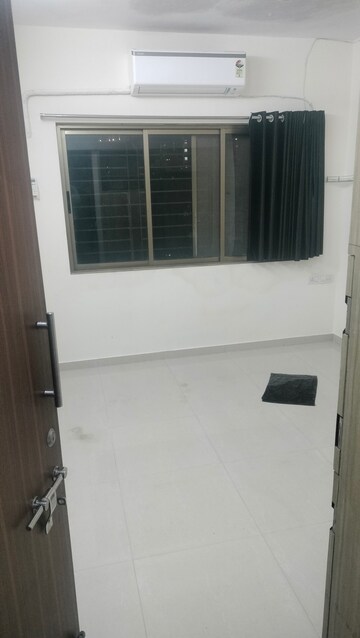 Bathroom in 1 BHK Apartment at Dadar West – for Rent