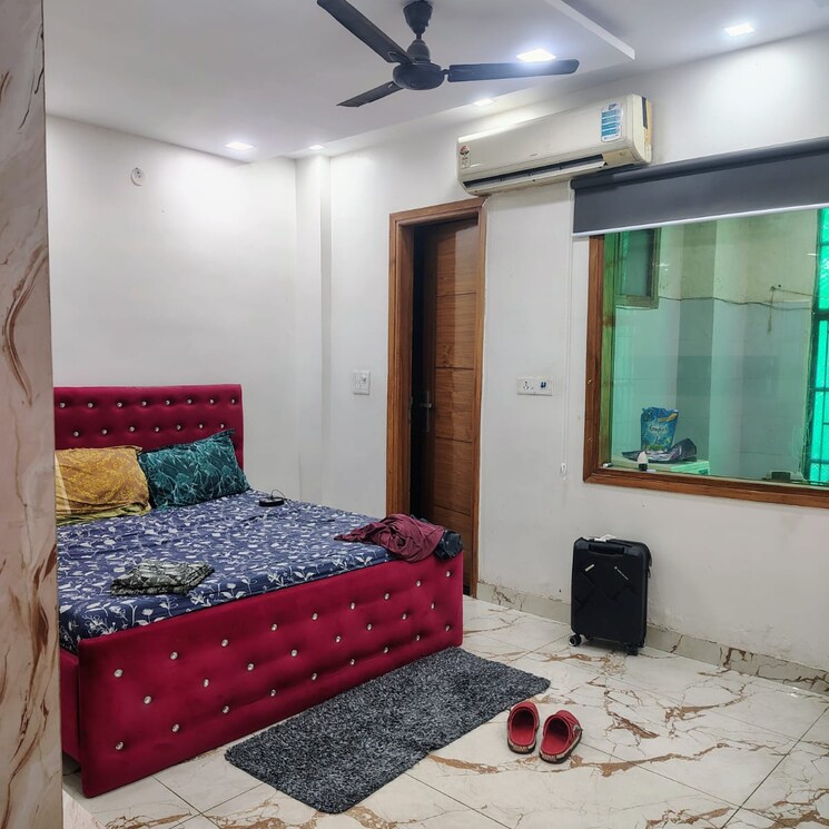 Bedroom, sector 105 3 Bedroom 2180 Sq.Ft. Builder Floor In Sector 105 Noida 9097238