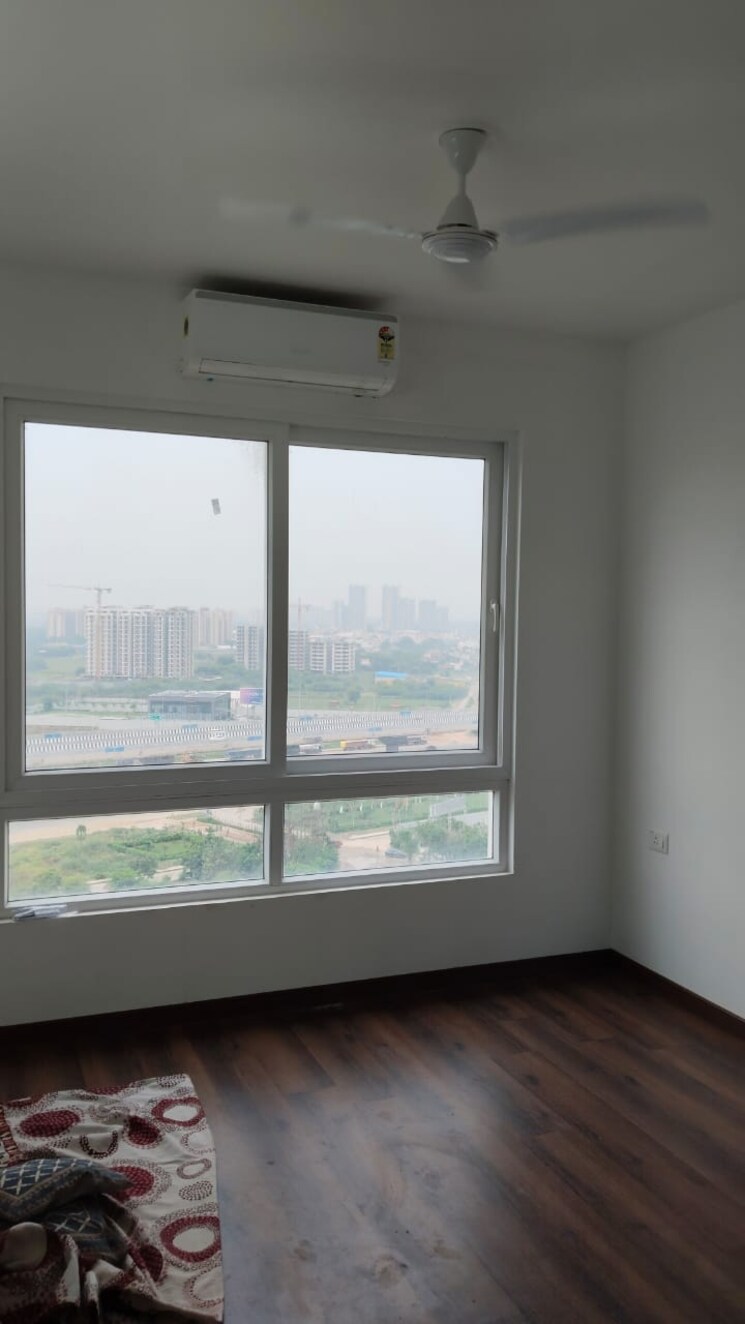 Room, raheja-vedaanta 2 Bedroom 1432 Sq.Ft. Apartment In Sector 108 Gurgaon 9097258