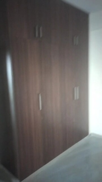 Furnished Amenities in 4 BHK Apartment at BPTP Park Elite Premium, Sector 84 – for Rent