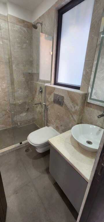 Bathroom in 4 BHK Builder Floor at DLF Green Avenue, Dlf Phase iv – for Rent