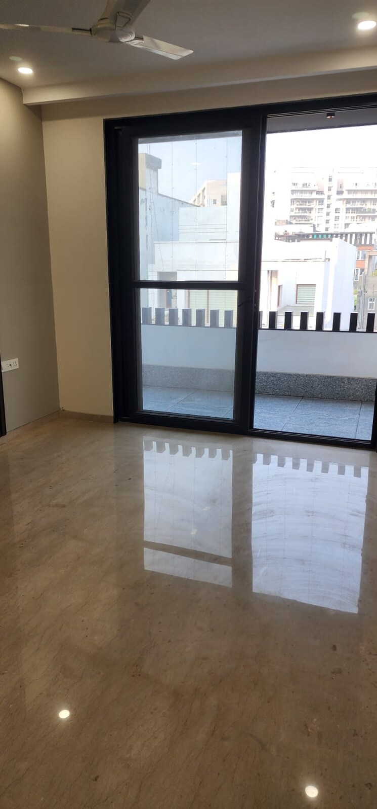 Room, dlf-green-avenue 4 Bedroom 360 Sq.Ft. Builder Floor In Dlf Phase iv Gurgaon 9097310