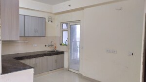 Room in 3 BHK Apartment at Crossing Republik, Crossing Republic – for Sale