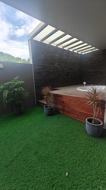 5 BHK Villa – Garden View at Sector 43 - for Rent