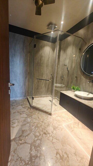 Bathroom in 5 BHK Villa at Sector 43 – for Rent