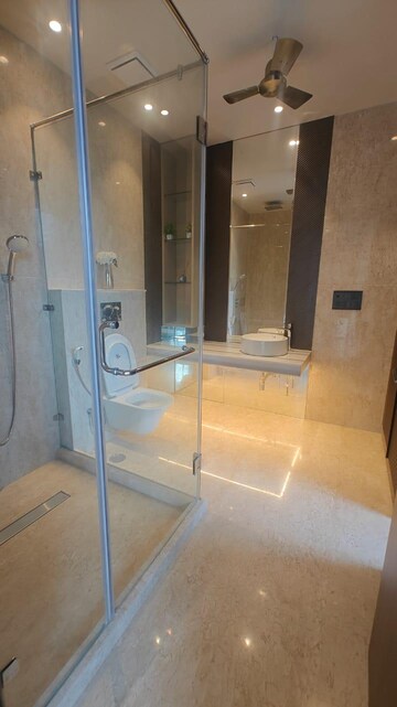 Bathroom in 5 BHK Villa at Sector 43 – for Rent
