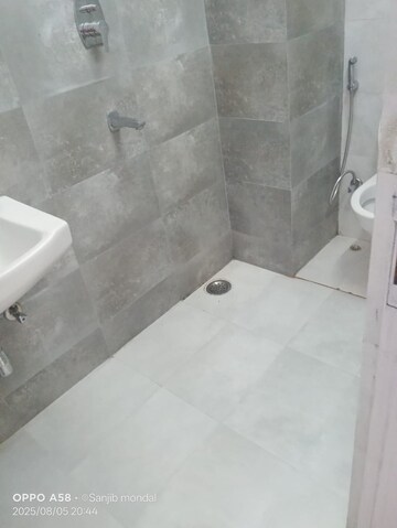 Bathroom in 3 BHK Apartment at Sunshine Enclave New Town, New Town – for Sale