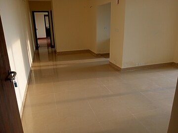 Room in 2 BHK Apartment at Ansal Highland Park, Sector 103 – for Rent