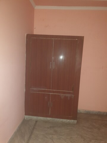 Furnished Amenities in 2 BHK Independent House at Sector 16 – for Rent