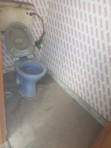 Bathroom in 2 BHK Independent House at Sector 16 – for Rent
