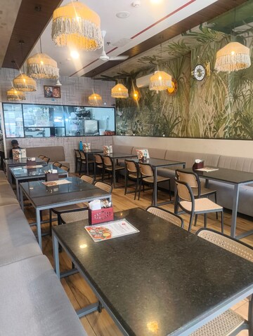  Shop – Exterior View View at Shraddha Heights Borivali, Borivali West - for Rent