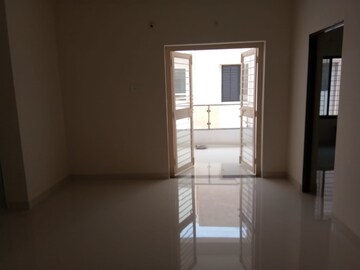 Room in 2 BHK Apartment at Kt Nagar – for Rent