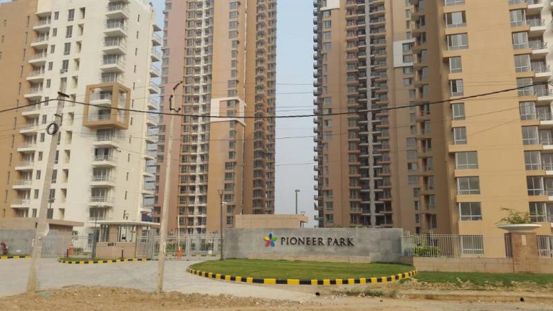 2 BHK + Servant Room Apartment For Sale in Pioneer Park Phase 1