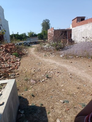Plot Area in  Land at Sultanpur Road – for Sale