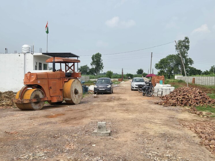 Exterior View, rohta road  103 Sq.Yd. Plot In Rohta Road Meerut 9097504