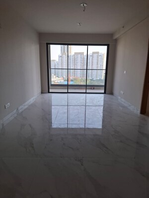 Room in 2 BHK Apartment at M3M Skywalk, Sector 74 – for Sale